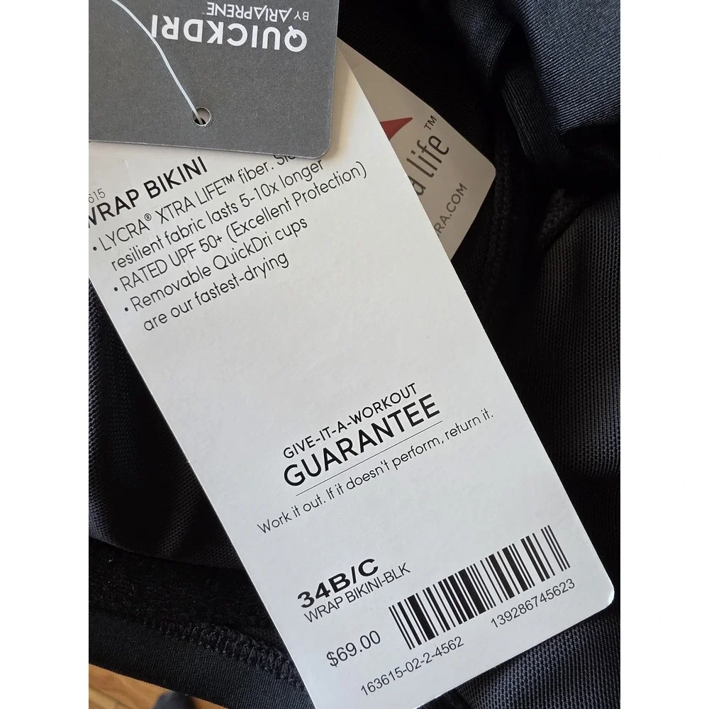 NWT Athleta Bikini Top 34B/C Black Halter Swimwear Swim Athleisure Bralette